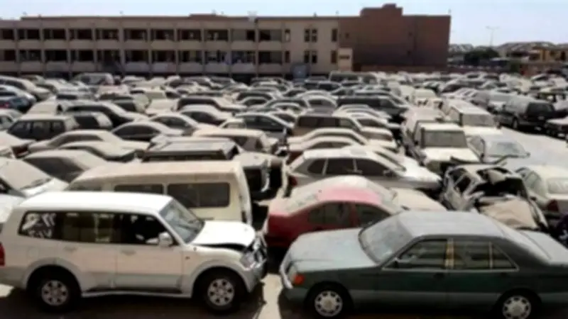 مزاد جمارك البحر الأحمر يحقق 10.1 مليون جنيه من بيع 18 لوطًا بين سيارات وبضائع