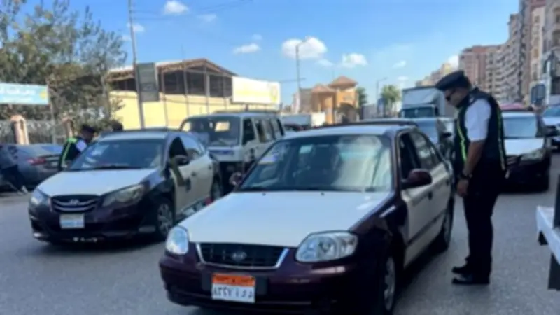 الداخلية تضبط 109 آلاف مخالفة مرورية و9 أطنان دقيق مهرب خلال 24 ساعة