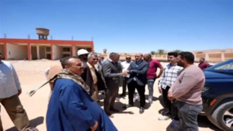 محافظ أسيوط يوجه بسرعة الانتهاء من السوق الحضري بالكوم الأحمر بتكلفة 115 مليون جنيه