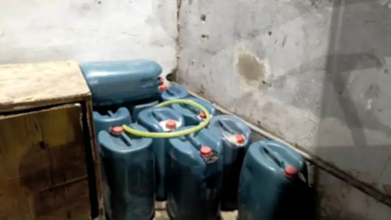 ضبط 1155 لتر بنزين وسولار في أسوان وإحالة المتهمين للنيابة