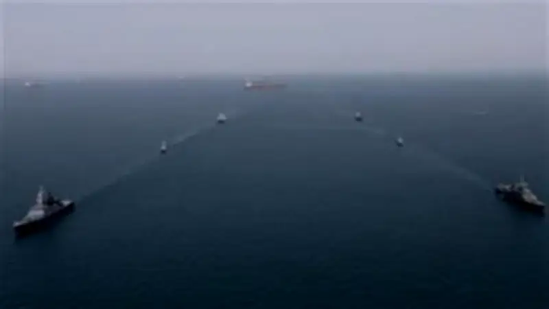 القيادة المركزية الأمريكية تعلن عن مشاركة أكثر من 12 سفينة و10 آلاف بحار في حصار موانئ إيران