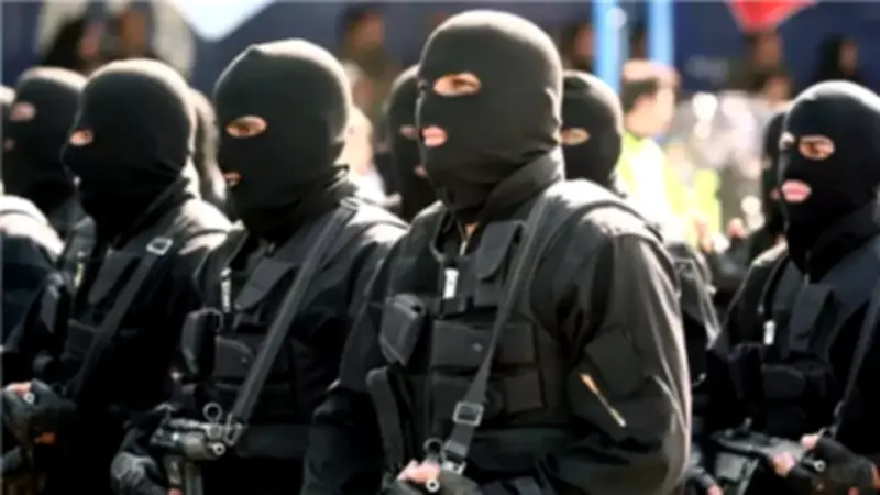 الحرس الثوري الإيراني يعلن اعتقال 123 عميلاً لأمريكا وإسرائيل في عدة محافظات