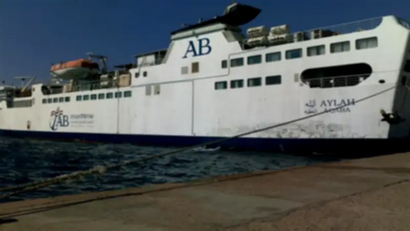 تداول 16 ألف طن بضائع و895 شاحنة في موانئ البحر الأحمر خلال حركة نشطة