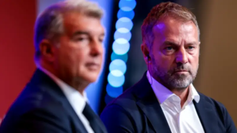 برشلونة يخطط لإنفاق 160 مليون يورو لضم ألفاريز وباستوني في صفقات نارية