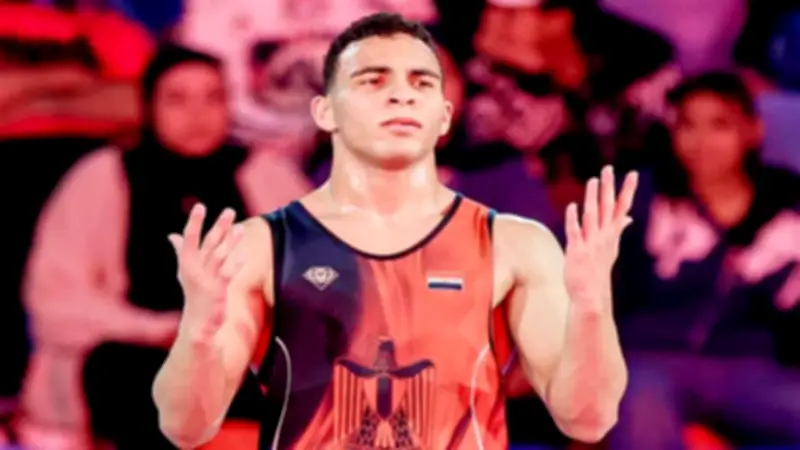 محمد عبدالرحمن يتوج بفضية أفريقيا للمصارعة تحت 17 سنة