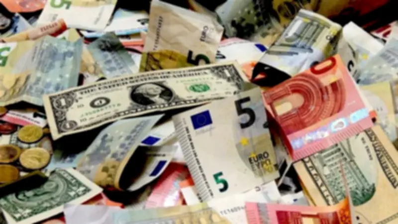 الدينار الكويتي يسجل 174.8 جنيه في بنك القاهرة.. استقرار أسعار العملات الأجنبية والعربية