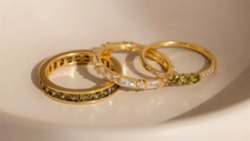 تراجع جديد لأسعار الذهب في الصاغة المصرية.. عيار 18 يسجل 6000 جنيه