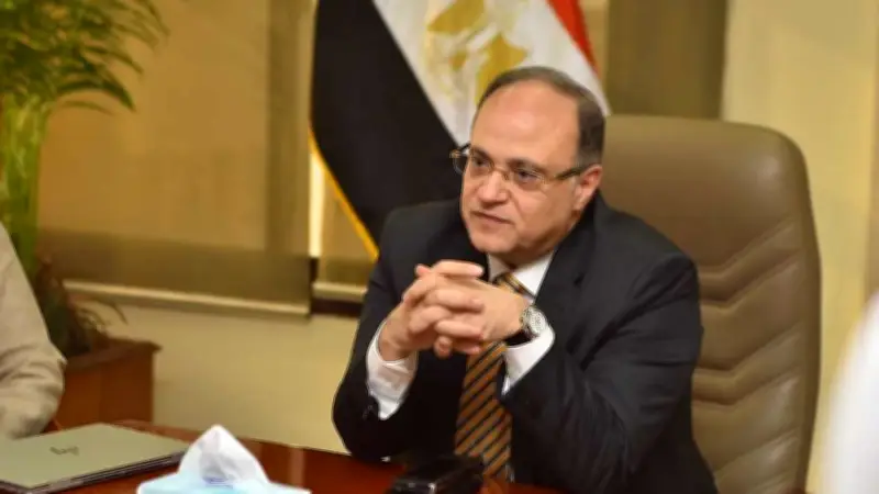 رئيس هيئة الدواء: 180 مصنعاً و1.3 مليار دولار صادرات سنوية.. وتوطين الصناعة أمن قومي