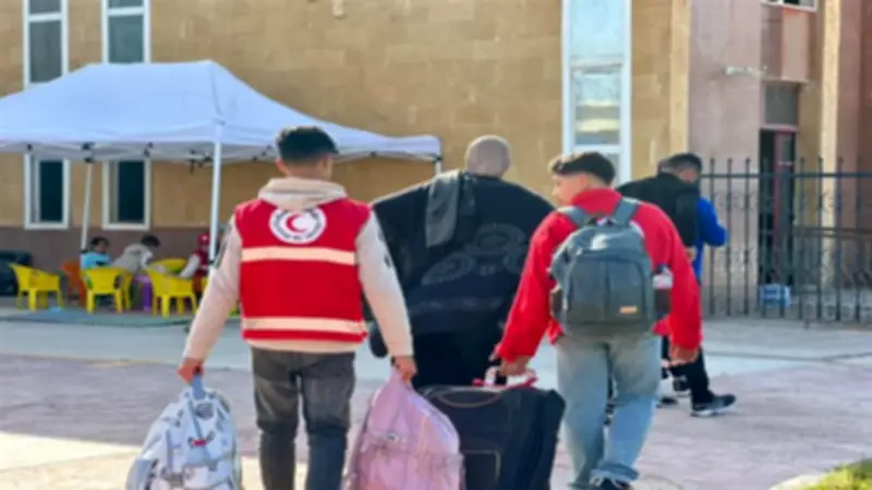 الهلال الأحمر المصري يطلق قافلة زاد العزة الـ181 بـ5.5 طن مساعدات لغزة