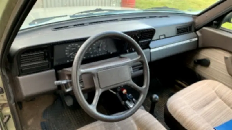 فيات ريجاتا موديل 1985: سيارة سيدان عائلية بـ 50 ألف جنيه للرحلات اليومية