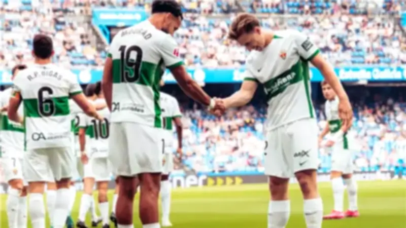 ريال أوفييدو يتأخر 2-0 أمام إلتشي في الشوط الأول بالدوري الإسباني