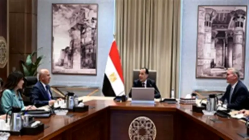 وزير النقل: تأجيل تنفيذ 20 طريقاً ضمن خطة ترشيد استهلاك البترول