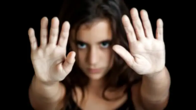 السجن المشدد حتى 20 عامًا لمرتكبي ختان الإناث وفقًا للقانون المعدل