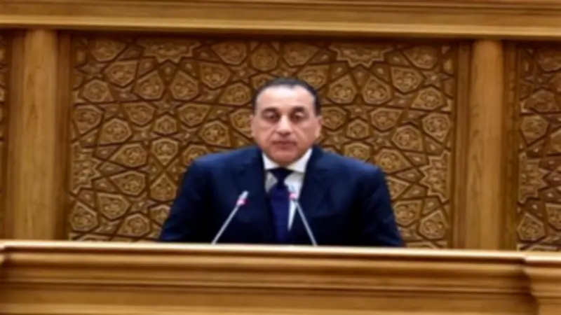 مدبولي يعلن استثمارات طاقة بـ200 مليار جنيه وتراجع التضخم إلى 11% في بيان لمجلس النواب