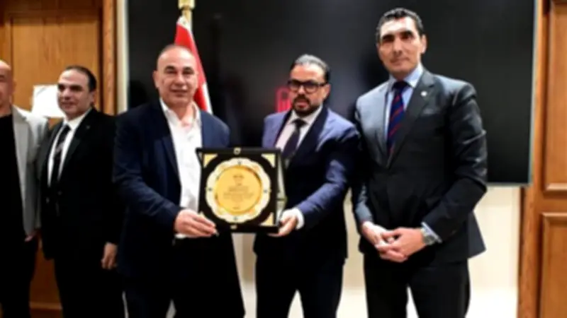 لجنة الشباب والرياضة بالنواب تكرم التوأم حسام وإبراهيم حسن في اجتماع استعدادات مونديال 2026