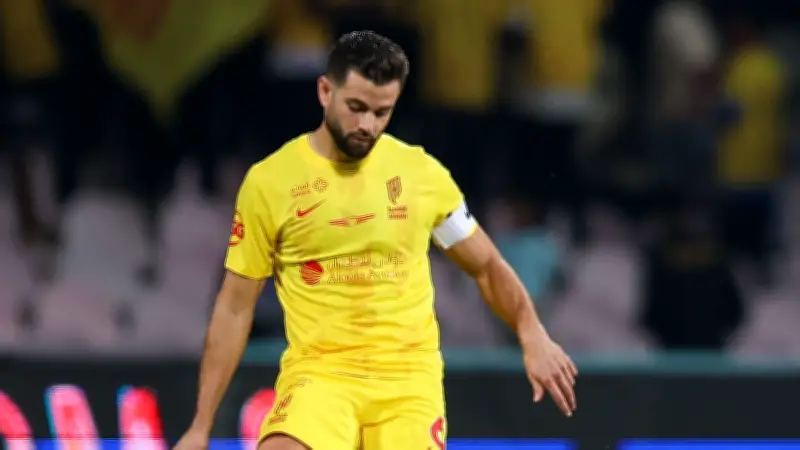 القادسية السعودي يجدد عقد ناتشو فيرنانديز حتى 2027