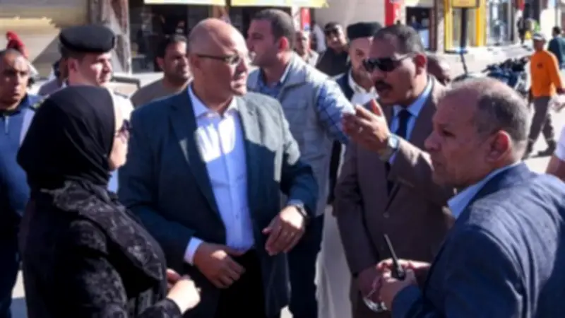 محافظ الإسكندرية يتفقد مشروع توسعة "الكيلو 21" بالعجمي لتحسين الحركة المرورية