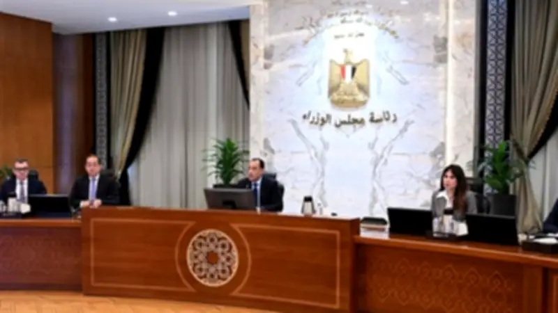 مدبولي يتابع تنفيذ 22776 مشروعًا ضمن مبادرة حياة كريمة والموقف المالي لها