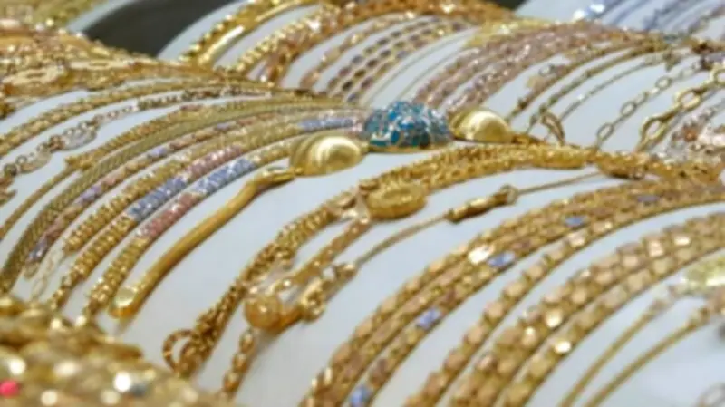 تراجع أسعار الذهب في مصر صباح الخميس مع تسجيل عيار 24 أعلى سعر