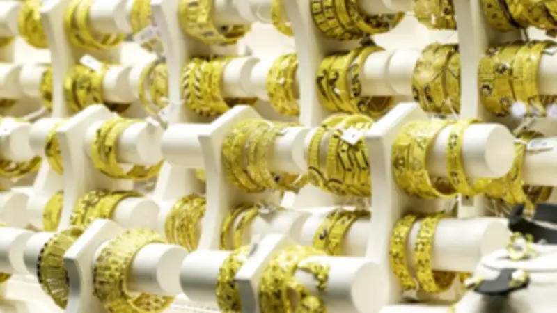 استقرار سعر الذهب اليوم الأحد 26 أبريل 2026 وعيار 21 بالمصنعية الآن