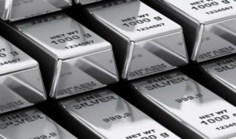 تراجع طفيف في أسعار الفضة اليوم 28 أبريل 2026.. هل الوقت مناسب للشراء؟