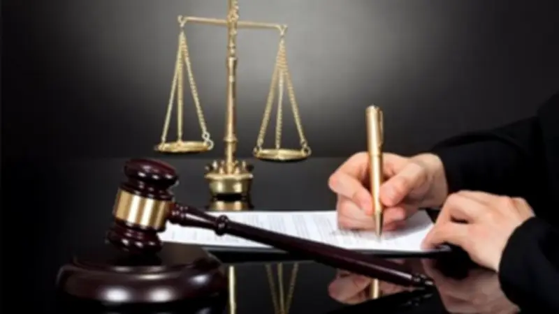 تأجيل محاكمة فتاة بتهمة حيازة الحشيش بالسلام لجلسة 28 أبريل