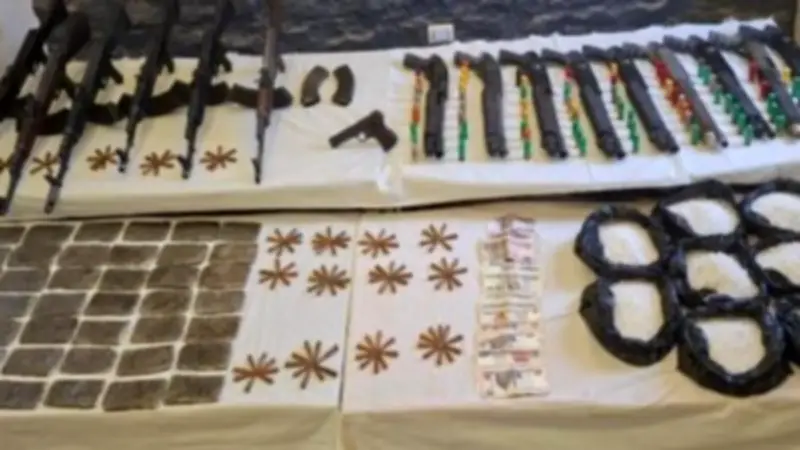 مصرع 3 مجرمين خطيرين وضبط 100 مليون جنيه مخدرات في مداهمات أمنية بالصعيد