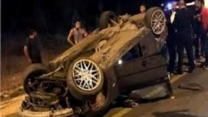 مصرع 3 أشخاص في انقلاب سيارة ملاكى على طريق قنا الصحراوي الغربي