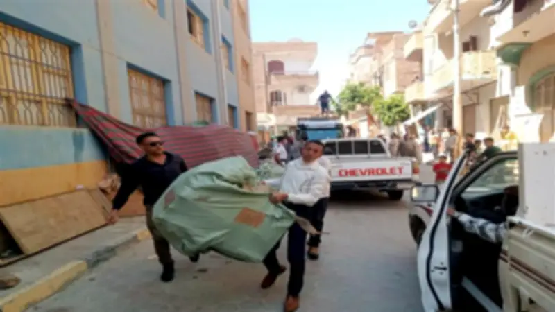 حملات مكثفة لرفع الإشغالات وتجميل الشوارع في 3 مراكز بمحافظة الفيوم