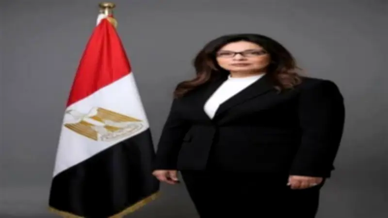 وزيرة الثقافة تعلن خصومات تصل إلى 30% على الكتب بمناسبة اليوم العالمي للكتاب