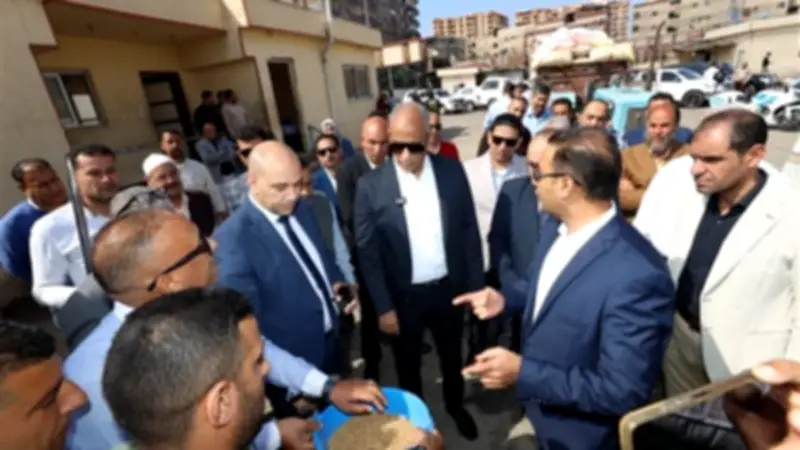 محافظ كفر الشيخ يتفقد صوامع القمح المعدنية بسعة 30 ألف طن