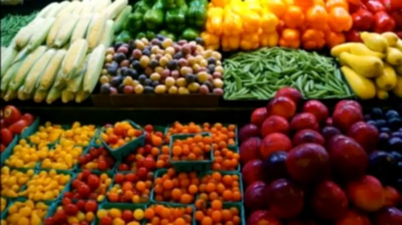 تراجع أسعار الخضروات وتفاوت الفاكهة في الأسواق اليوم الخميس 30 أبريل