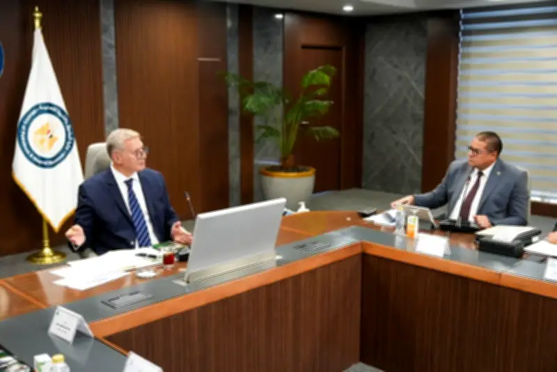 رئيس كارجاس يعلن تحويل 30 ألف سيارة للعمل بالغاز الطبيعي بنمو 61% خلال 2025