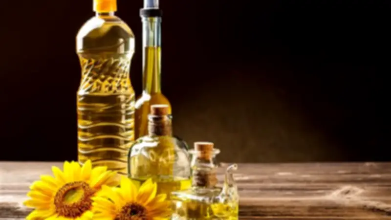 انخفاض صادم لأسعار زيت الصويا 3000 جنيه للطن.. واستقرار في زيوت أخرى