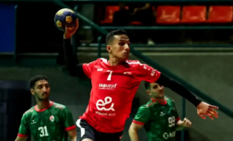 الأهلي يتأهل لنصف نهائي كأس مصر لكرة اليد بعد فوز صعب على سبورتينج 31-29