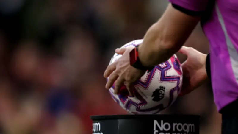 3.5 مليون ثمن العدالة المستوردة.. حكم مجهول يقود قمة الأهلي وبيراميدز ويثير جدلا واسعًا