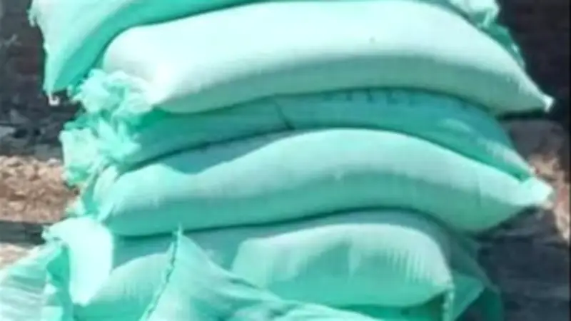 ضبط 3.5 طن دقيق مدعم و2844 عبوة سناكس منتهية الصلاحية بالقليوبية