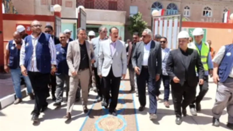 محافظ سوهاج يفتتح مشروعي مياه وصرف صحي ببيت علام بتكلفة 354 مليون جنيه