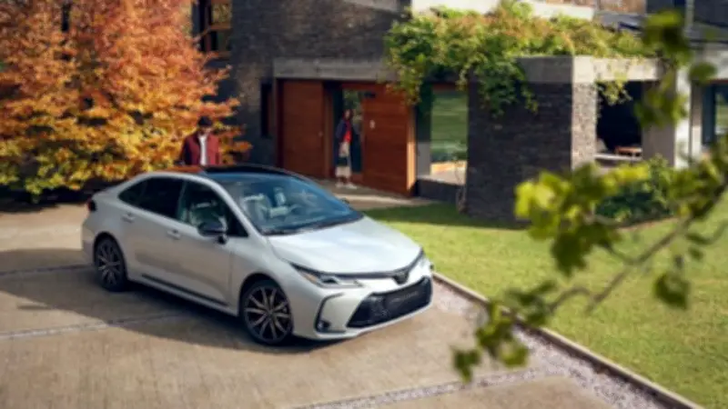 تراجع مبيعات تويوتا العالمية في مارس بسبب ضعف الطلب على راف 4 والتوترات الإقليمية