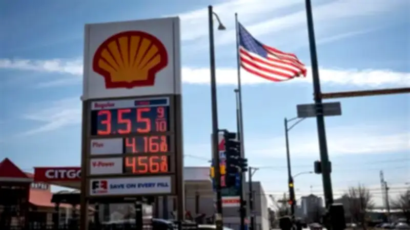 ارتفاع أسعار البنزين في أمريكا لأعلى مستوى في 4 سنوات