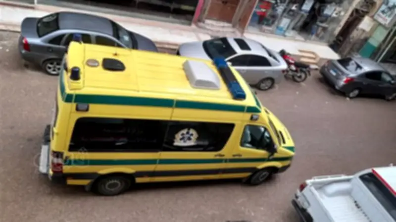 إصابة 4 أشخاص في حادث دهس بسيارة مسرعة أمام مسجد الأباصيري ببني سويف