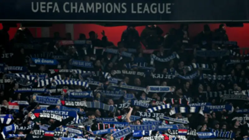 رسميا.. أيوب مخفاوي يختار تمثيل تونس من بين 4 منتخبات