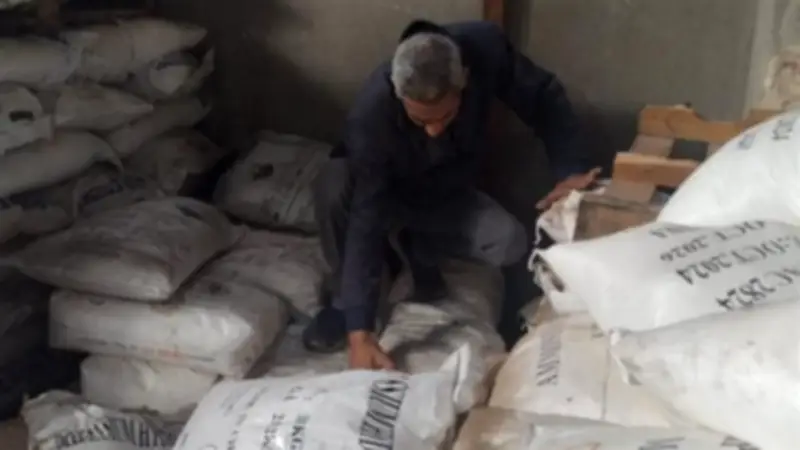 ضبط 4 أطنان ذرة صفراء وأرز مجروش و27 شيكارة مقرمشات مجهولة المصدر بالغربية