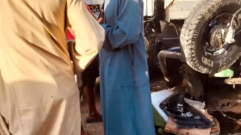 إصابة 4 أشخاص في تصادم 3 سيارات بنجع حمادي بينها تريلا