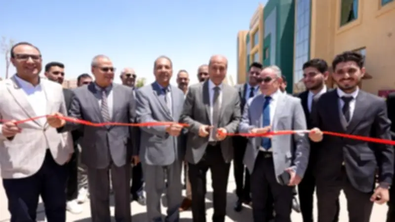 محافظ أسيوط يفتتح ملتقى توظيف الصيادلة بمشاركة 40 شركة دوائية كبرى