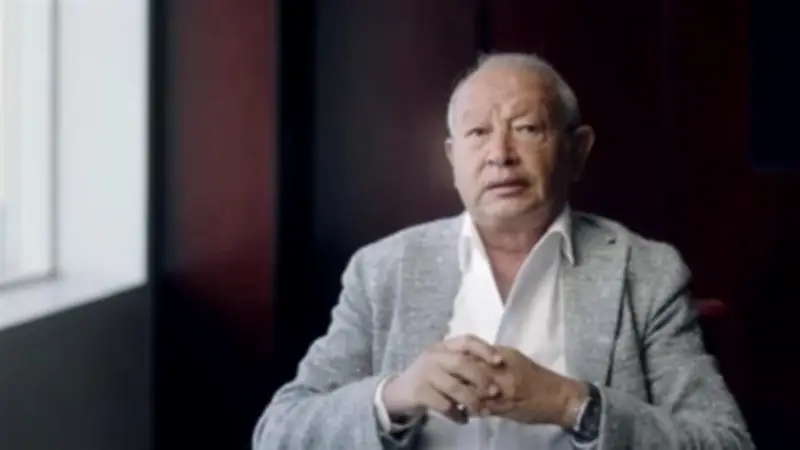 نجيب ساويرس يكشف عن ضخ 400 مليون دولار في الذهب ويؤكد تفضيله للاستثمار العقاري