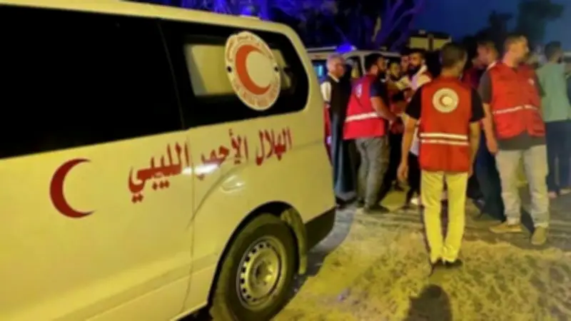 إنقاذ 404 مهاجر غير نظامي قبالة سواحل طبرق في عملية بحرية إنسانية واسعة