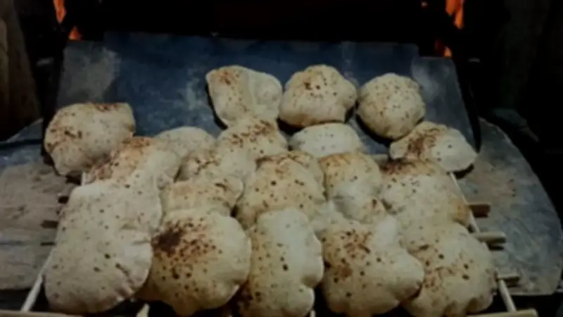 حملة تموينية بالفيوم تحرر 42 مخالفة للمخابز وتضبط دقيقاً مدعماً