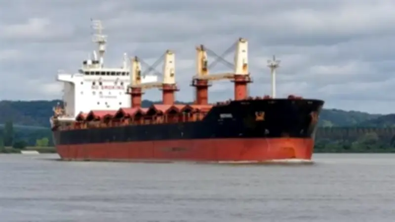 موانئ البحر الأحمر تداول 43 ألف طن و973 شاحنة بضائع متنوعة