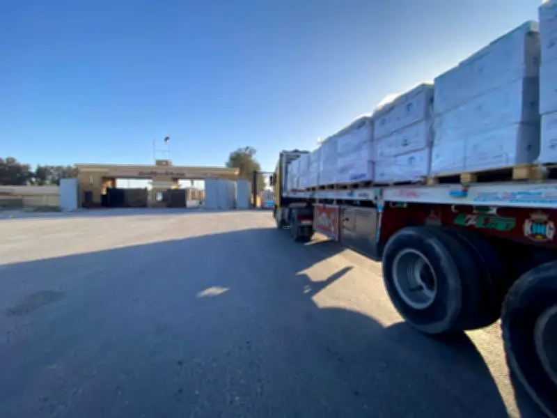 الهلال الأحمر المصري يرسل 4685 طن مساعدات إنسانية إلى غزة